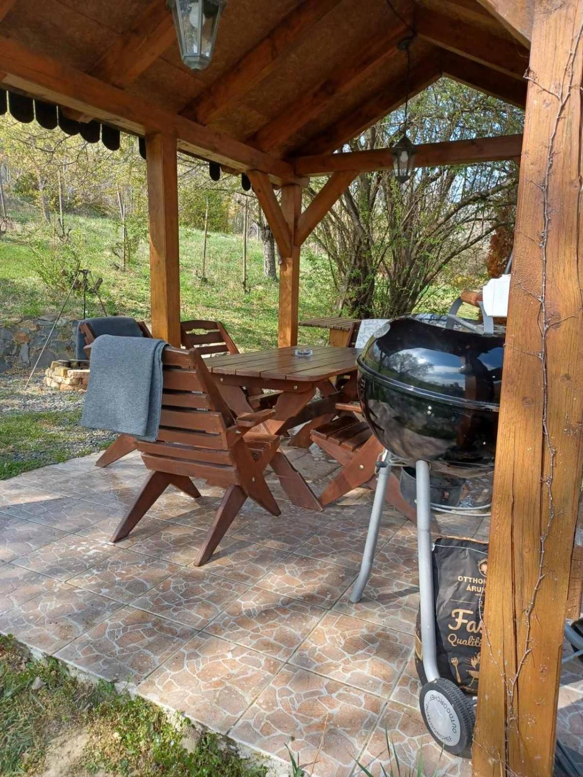 Szigligeti Panorama Apartmanhaz Exteriér fotografie