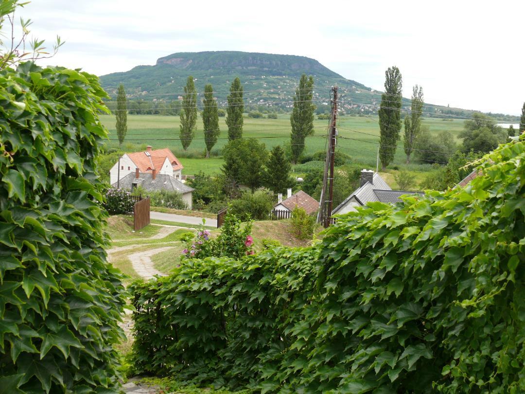 Szigligeti Panorama Apartmanhaz Exteriér fotografie