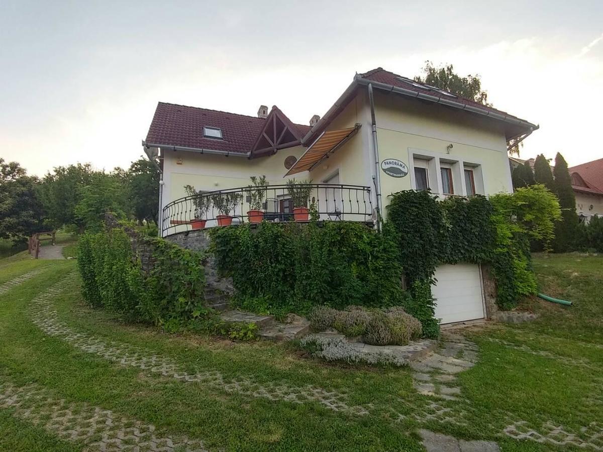 Szigligeti Panorama Apartmanhaz Exteriér fotografie